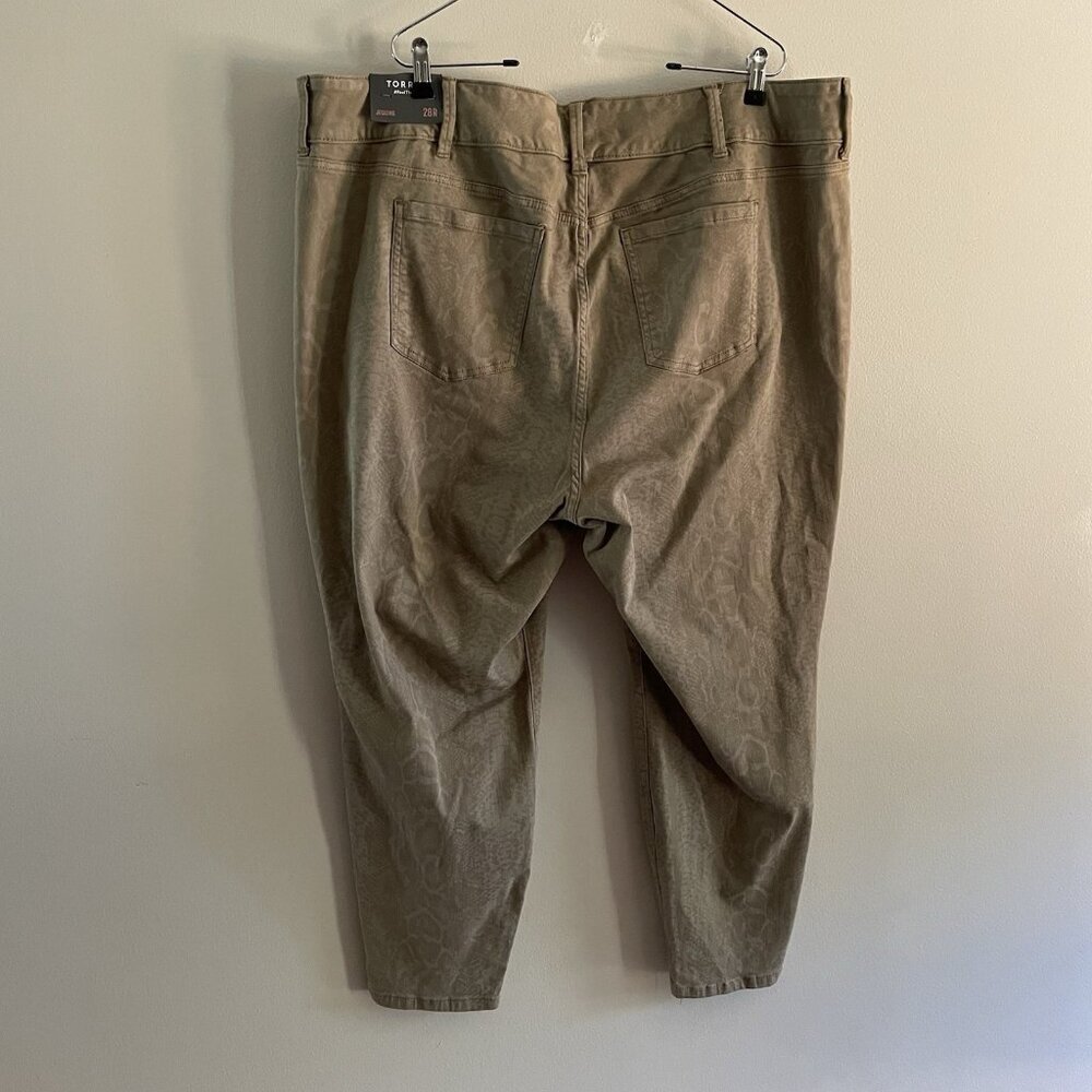 Torrid Women Plus Sz 28R Tan Python Super Soft Jegging Skinny High-Rise Jean NWT - Picture 9 of 15